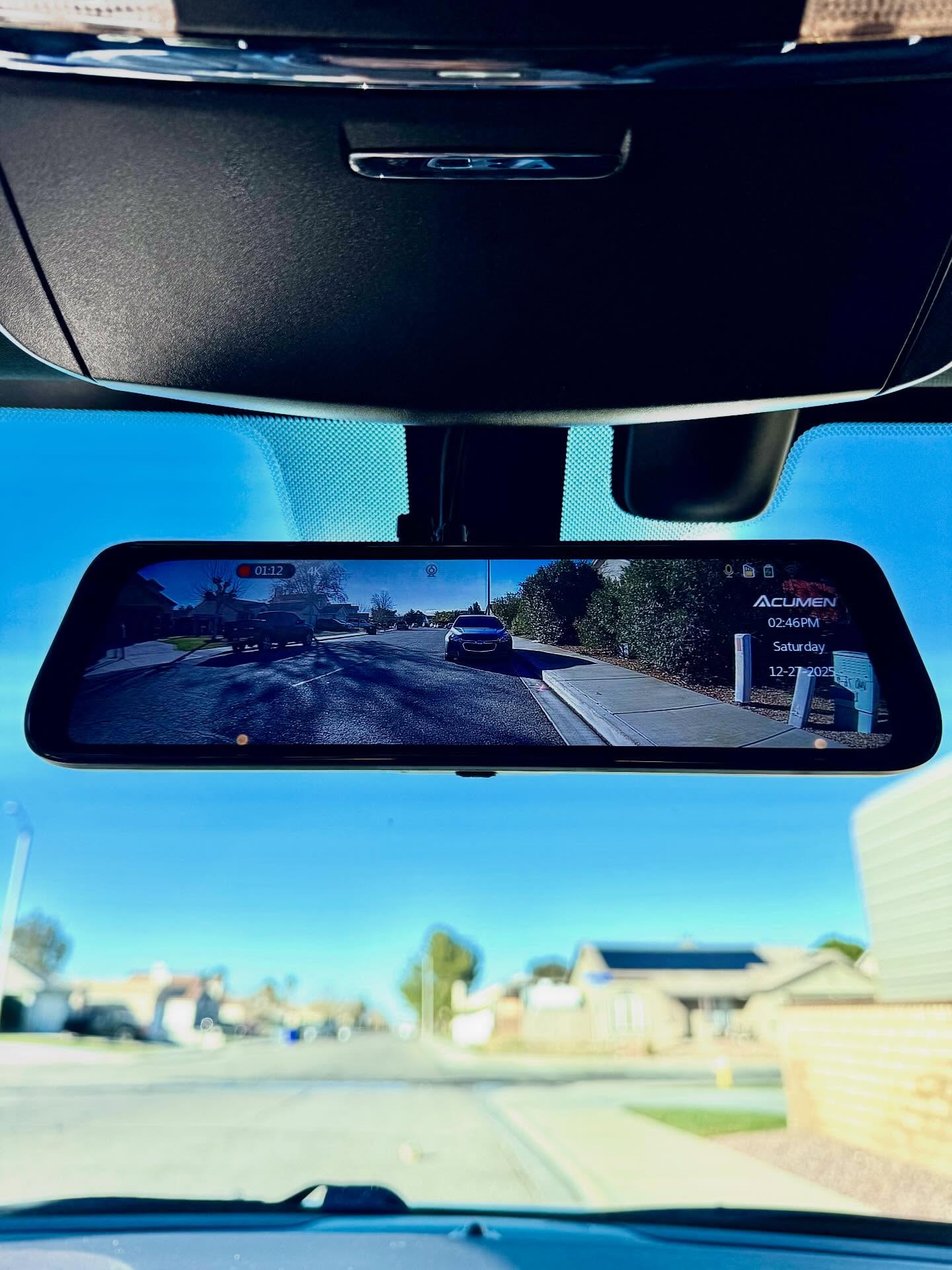 Acumen digital mirror dash cam installed in a vehicle